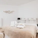 Apartament Prestige Z Dostępem Do Basenów,strefy Saun,jacuzzi - Pinea Pobierowo-sannel For Rent *
