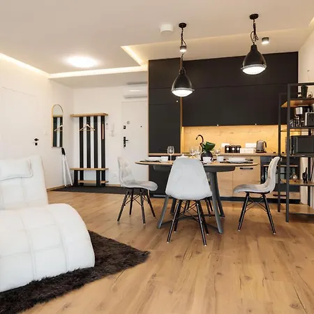 Prestige - W Cenie Dostep Do Basenow,strefy Saun,jacuzzi - Pinea Pobierowo-sannel For Rent