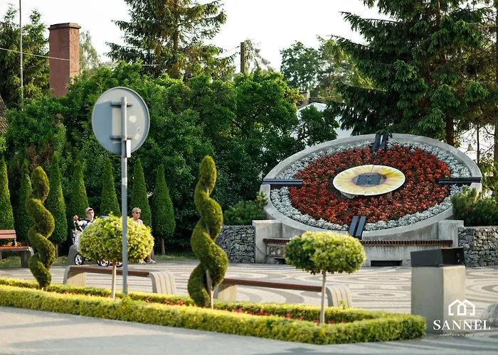 Prestige Z Dostępem Do Basenów,strefy Saun,jacuzzi - Pinea Pobierowo-sannel For Rent * Pobierowo