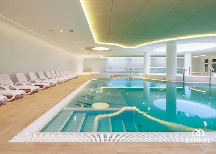 Prestige Z Dostępem Do Basenów,strefy Saun,jacuzzi - Pinea Pobierowo-sannel For Rent * Pobierowo