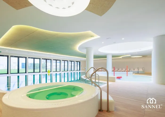 Prestige Z Dostępem Do Basenów,strefy Saun,jacuzzi - Pinea Pobierowo-sannel For Rent *